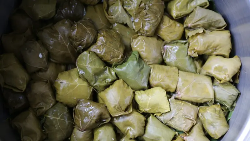 چیندن دلمه در قابلمه