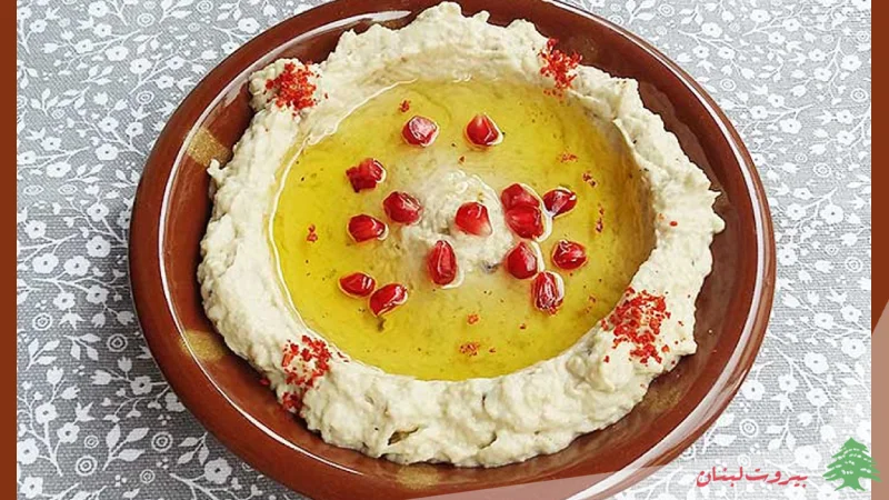 تزیین متبل با روغن زیتون و انار