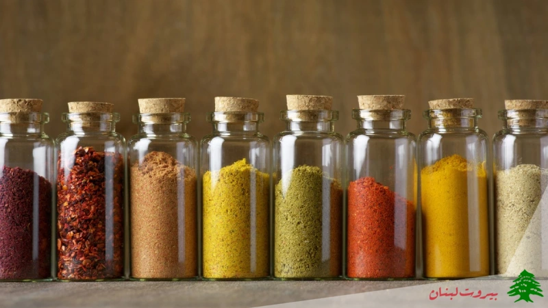 اضافه کردن ادویه برای تلخی غذا