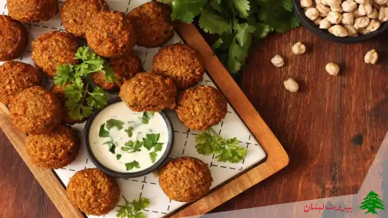 فلافل (Falafel)؛ محبوب ترین غذای گیاهی عربی در دنیا
